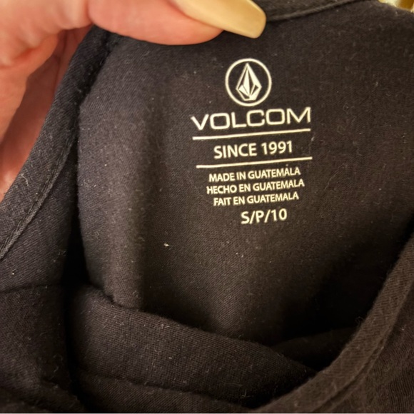 Volcom Skull Tank - Picture 2 of 3